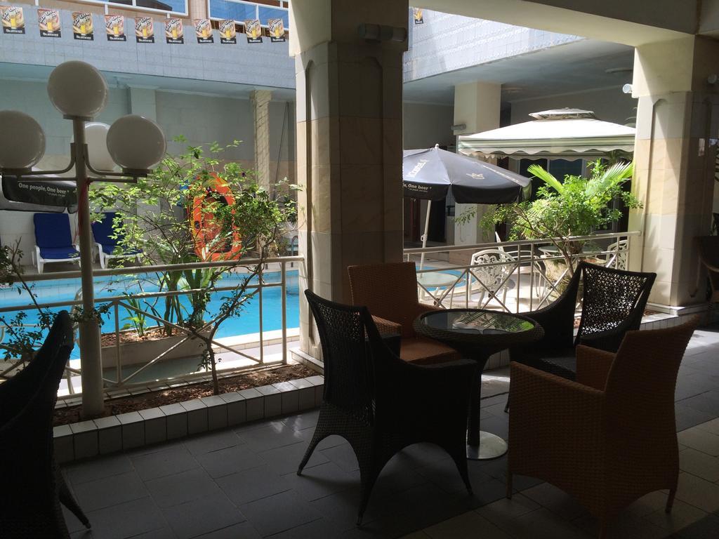Sun Beach Hotel Cotonou Exteriör bild