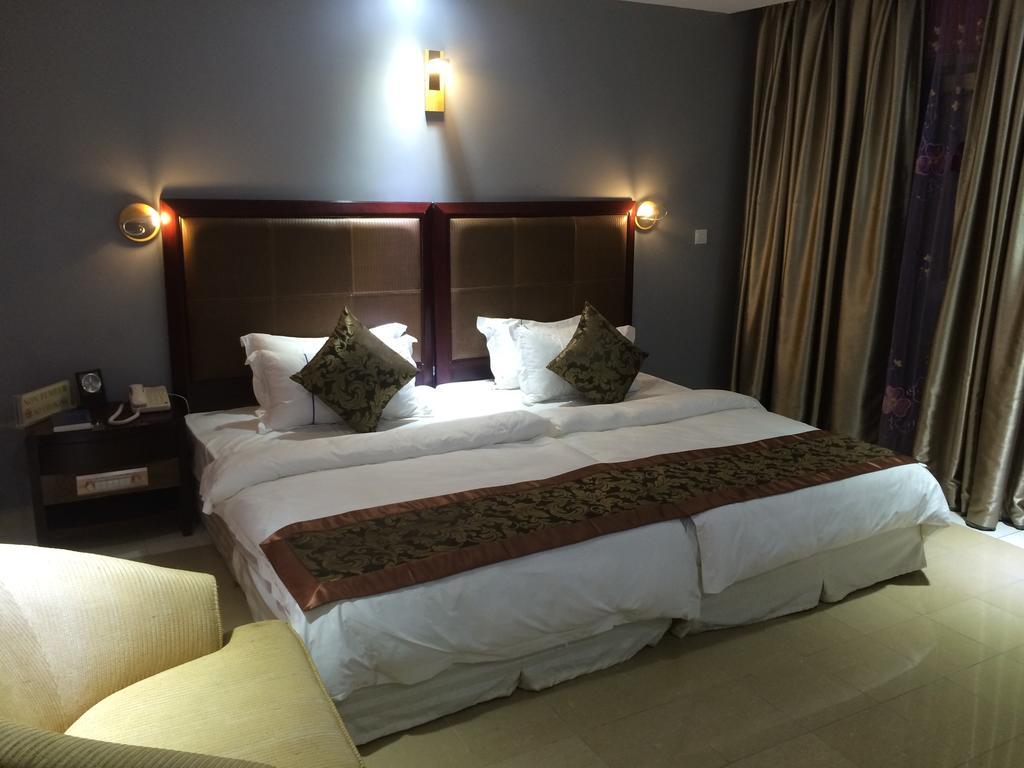Sun Beach Hotel Cotonou Exteriör bild