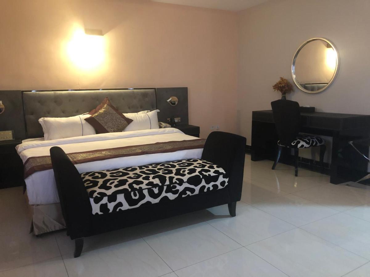 Sun Beach Hotel Cotonou Exteriör bild