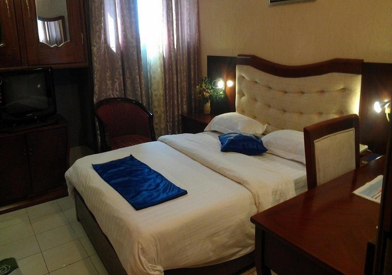 Sun Beach Hotel Cotonou Exteriör bild