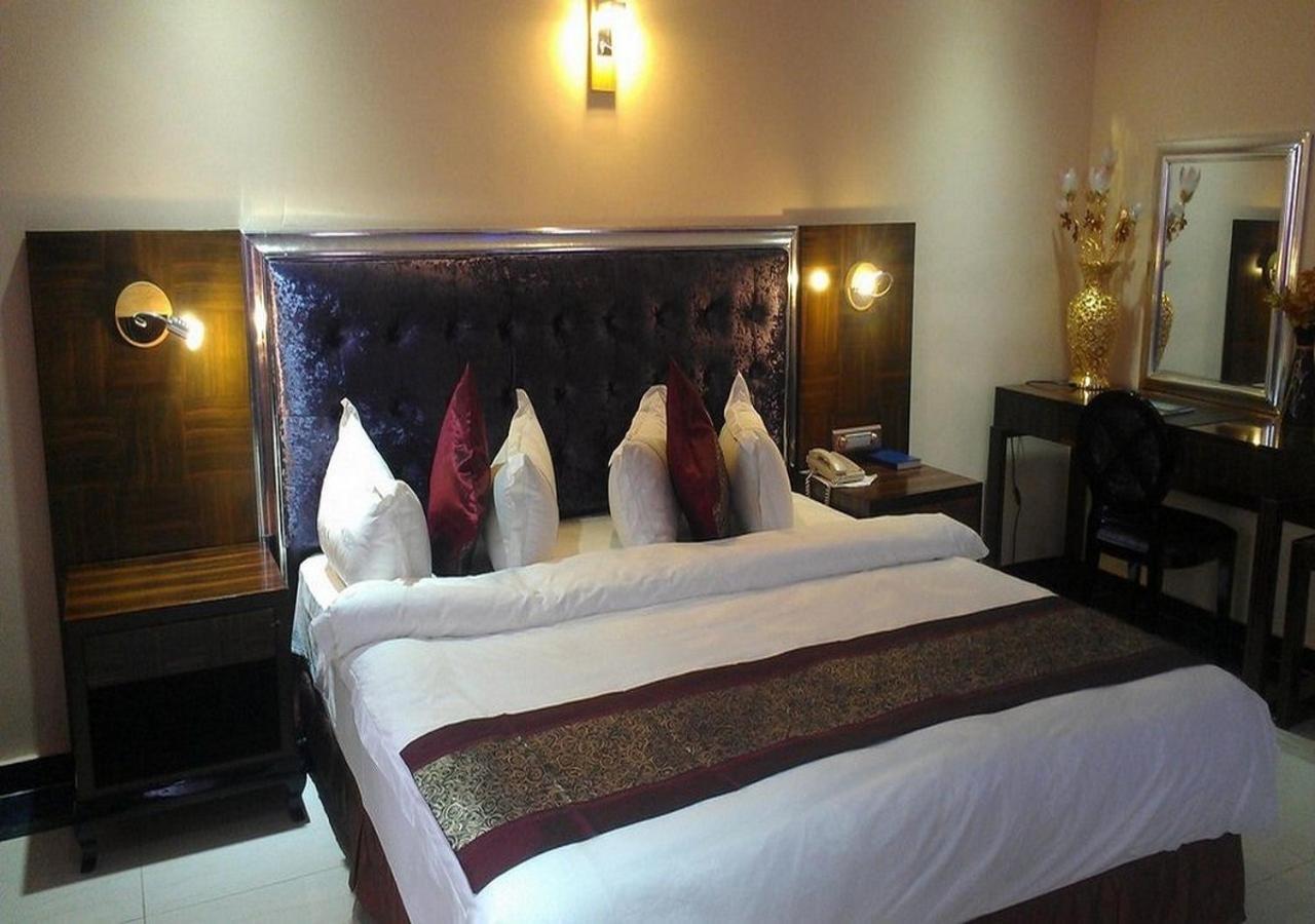 Sun Beach Hotel Cotonou Exteriör bild